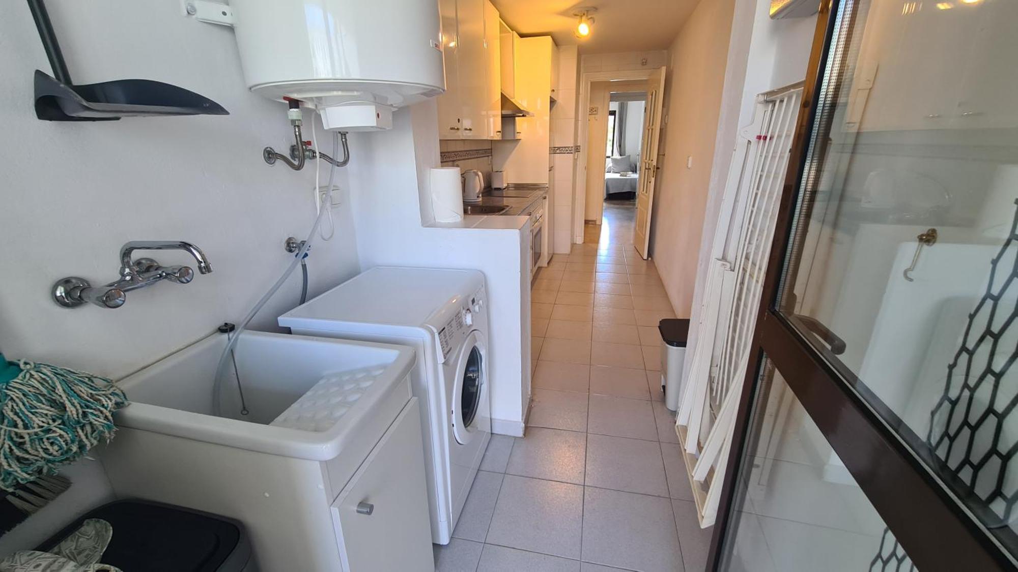 Lovely 2-Bed Apartment In Marina De La Duquesa Castillo de Sabinillas 外观 照片